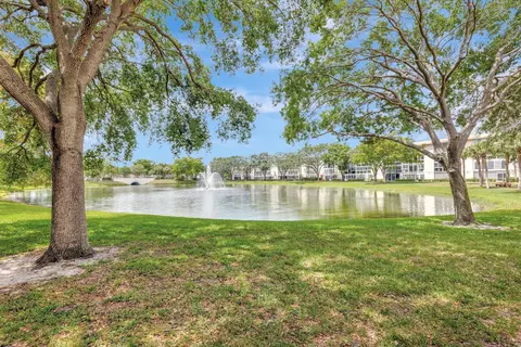 2305 Lucaya Ln #C2, Coconut Creek, FL 33066