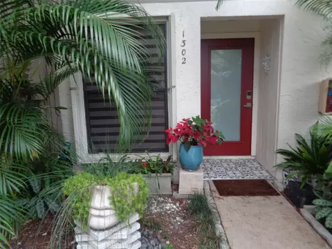 3082 S Oakland Forest Dr #1302, Oakland Park, FL 33309