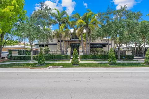 2017 Bayview Dr, Fort Lauderdale, FL 33305