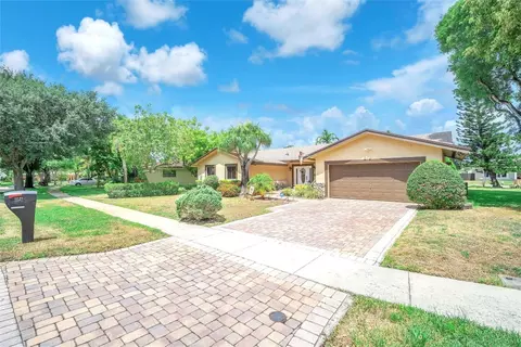1641 SW 54 Ter, Plantation, FL 33317
