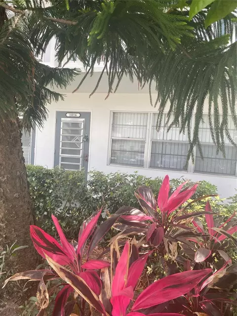 1016 Harwood C #1016, Deerfield Beach, FL 33442