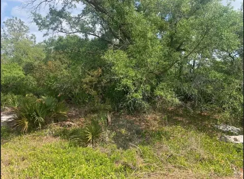 104 Louise Ln, Lake Placid, FL 33852
