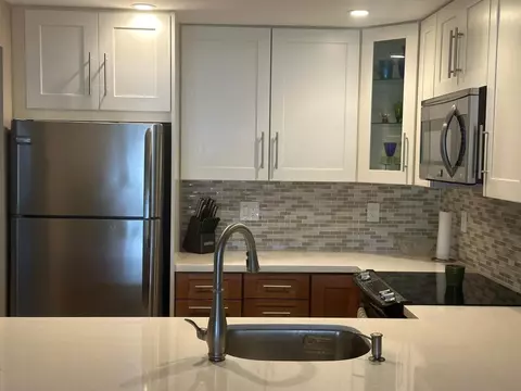 1160 N Federal Hwy #415, Fort Lauderdale, FL 33304