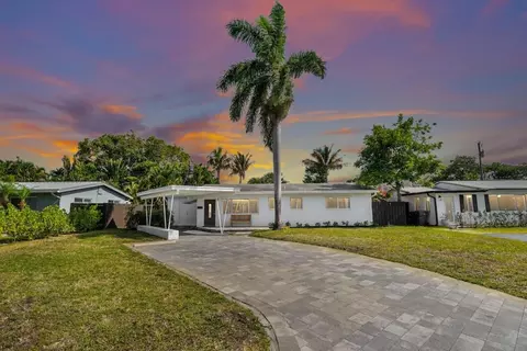 501 NE 28 St, Wilton Manors, FL 33334