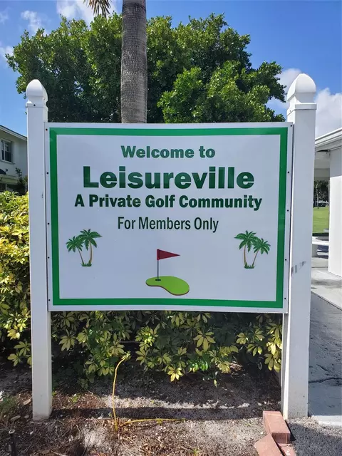 2475 W Golf Blvd #239, Pompano Beach, FL 33064