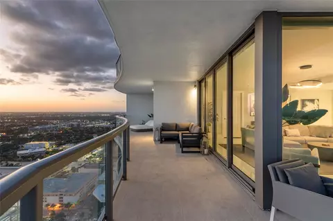 100 E Las Olas Blvd #4504, Fort Lauderdale, FL 33301