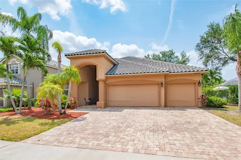 12372 Cascades Pointe Dr, Boca Raton, FL 33428