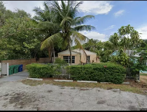 2499 NE 183rd St, North Miami Beach, FL 33160