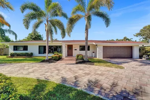 2740 NE 28 St, Fort Lauderdale, FL 33306