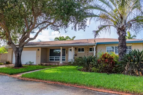1825 NE 27th Dr, Wilton Manors, FL 33306