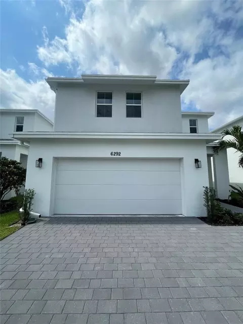 6292 Tenor Dr, West Palm Beach, FL 33413