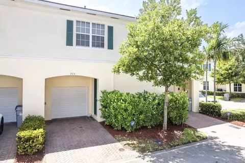 705 SW 1, Pompano Beach, FL 33060