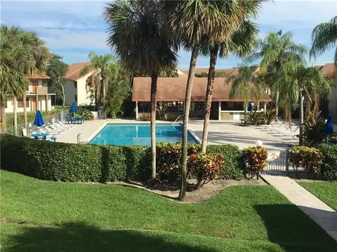 5539 Courtyard Dr #5539, Margate, FL 33063