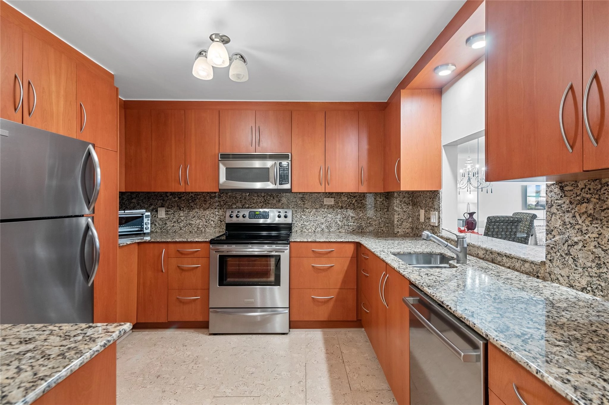 3500 Galt Ocean Dr Unit 104