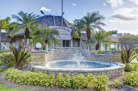 4050 NW 42nd Ave #312, Lauderdale Lakes, FL 33319