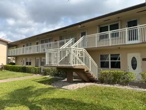 319 Chatham P #319, West Palm Beach, FL 33417