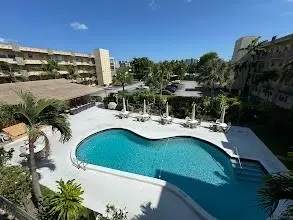 2145 Pierce St #322, Hollywood, FL 33020
