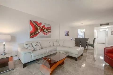 4850 NW 29th Ct #326, Lauderdale Lakes, FL 33313