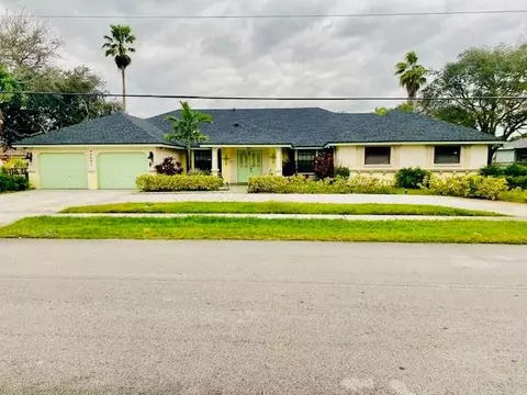 5001 SW 22nd St, West Park, FL 33023