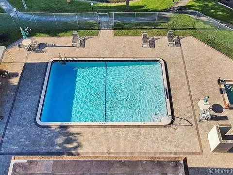 4970 E Sabal Palm Blvd #105, Tamarac, FL 33319