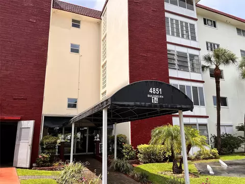 4851 NW 21st St #105, Lauderhill, FL 33313