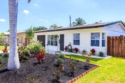 3010 NE 11th Ave, Pompano Beach, FL 33064