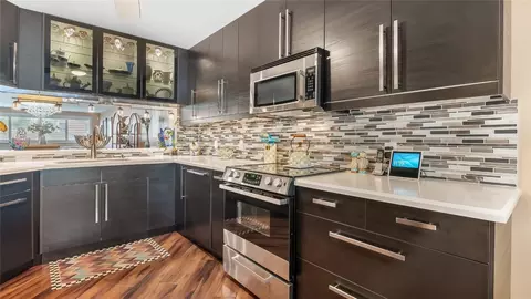 2503 N Nob Hill Rd #109, Sunrise, FL 33322