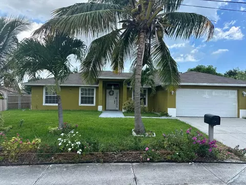 1618 W 26th St, Riviera Beach, FL 33404