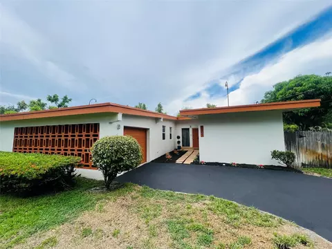 5501 SW 1st St, Plantation, FL 33317