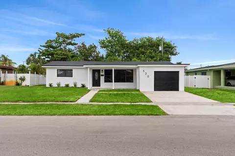 520 SW 28th Ave, Fort Lauderdale, FL 33312