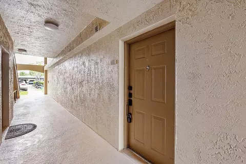 11730 SW 2 St #12101, Pembroke Pines, FL 33025