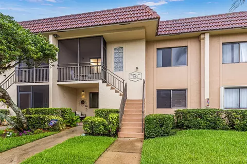 382 Lakeview Dr #203, Weston, FL 33326