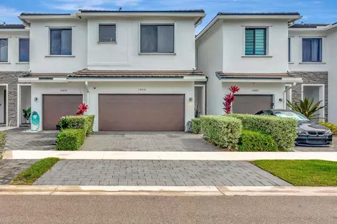 10851 SW 235th Ln, Homestead, FL 33032