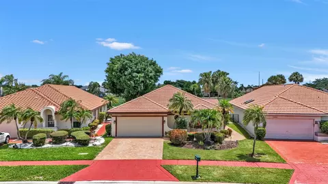 10271 Sunset Bend Dr, Boca Raton, FL 33428