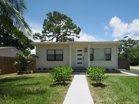 1045 NW 7th Ave, Fort Lauderdale, FL 33311
