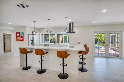 3920 NE 21st Ave, Fort Lauderdale, FL 33308