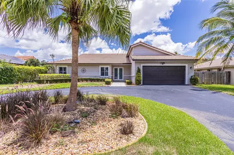 11151 NW 17th Pl, Coral Springs, FL 33071