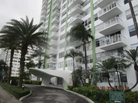 2100 Sans Souci Blvd #C-104, Miami, FL 33181