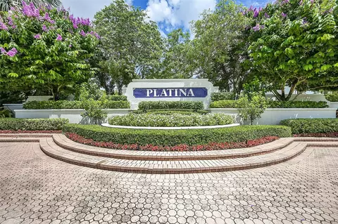 5196 Europa Dr #E, Boynton Beach, FL 33437