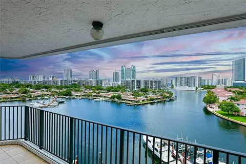 300 Three Iss #608, Hallandale Beach, FL 33009