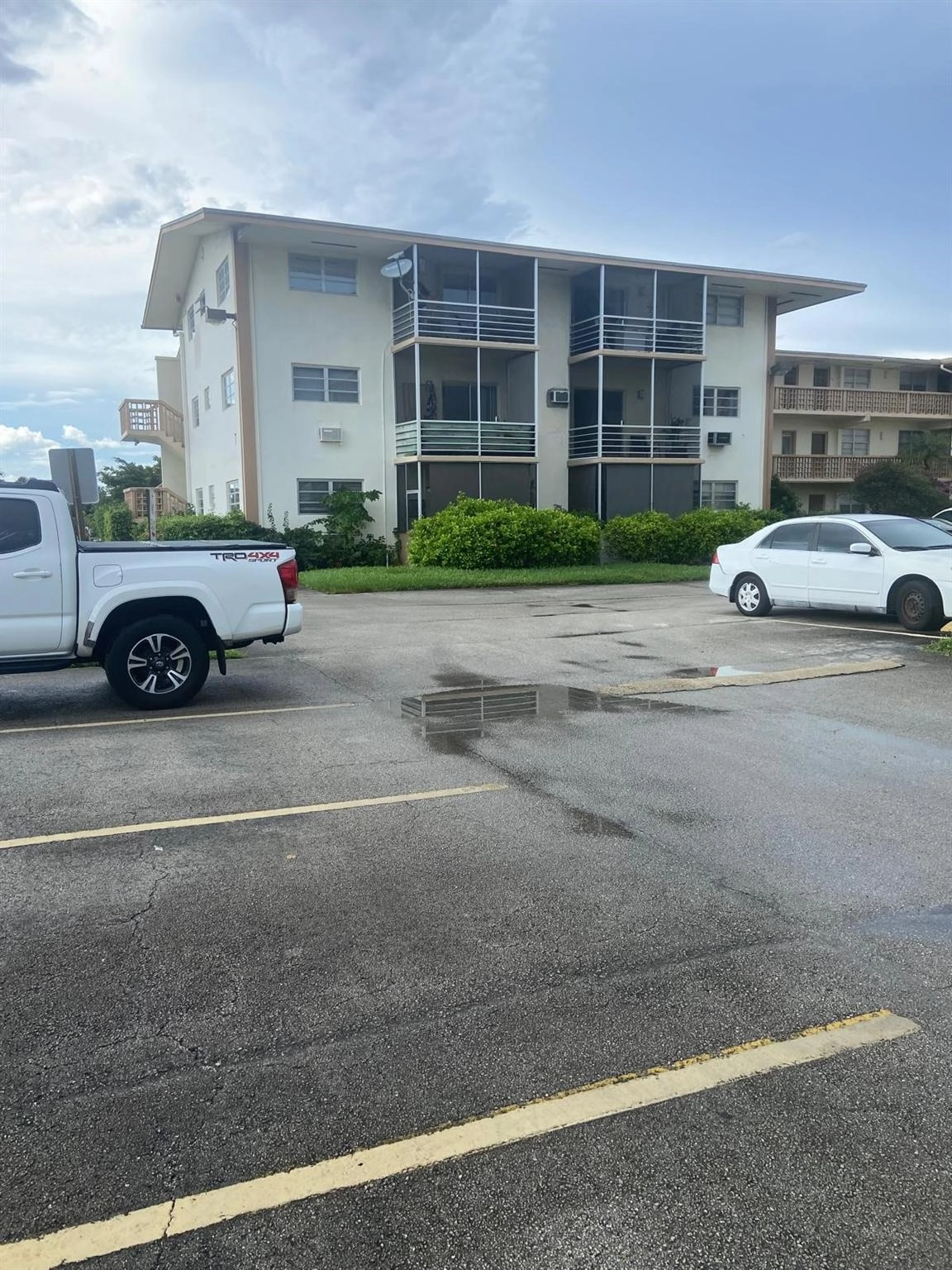 16801 NE 13th Ave Unit 107  