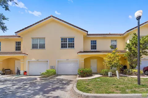 1219 NW 27th Ave #1219, Pompano Beach, FL 33069