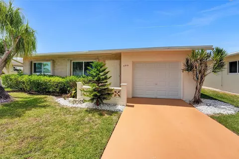 6910 NW 14th Pl, Margate, FL 33063
