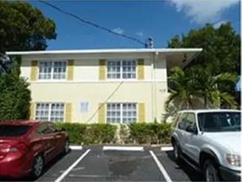 309 NE 16 St #C5, Fort Lauderdale, FL 33304