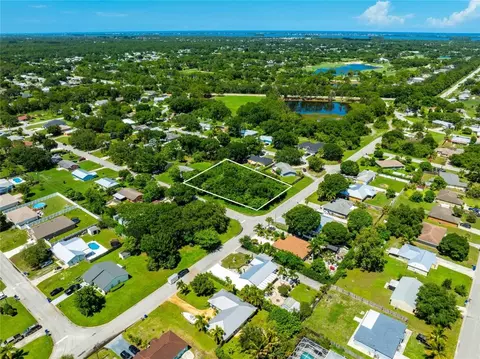 2296 14th, Vero Beach, FL 32962