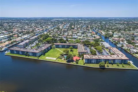 3150 NE 48th Ct #303, Lighthouse Point, FL 33064