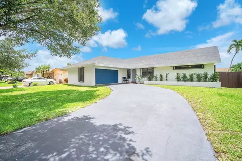11500 NW 15th St, Pembroke Pines, FL 33026