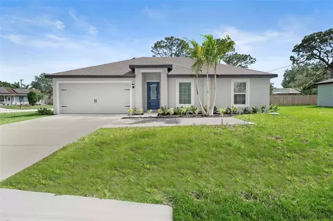 1021 SE Floresta Dr, Port Saint Lucie, FL 34983