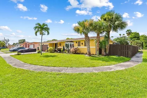 7398 NW 20th, Sunrise, FL 33313