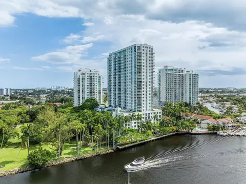 1871 NW South River Dr #702, Miami, FL 33125